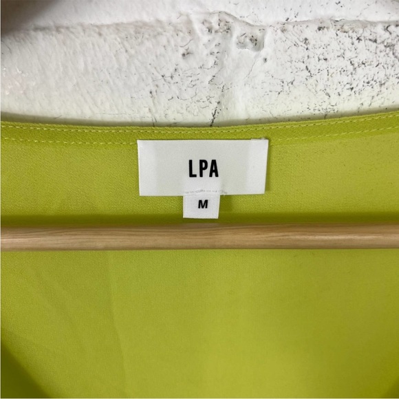 LPA Women's Tie Front Crop Blouse Long Sleeve Lime Green Size M NWT - Picture 4 of 4